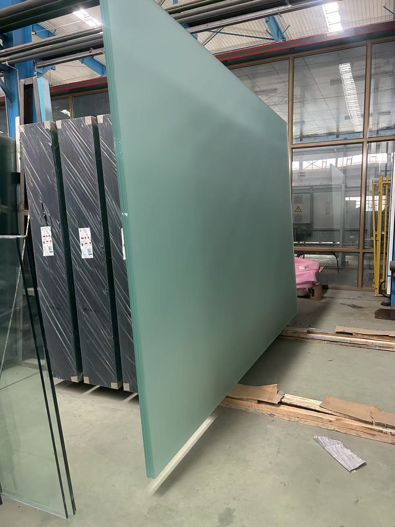 连云港市夹胶玻璃建筑幕墙玻璃生产基地 - 厂家